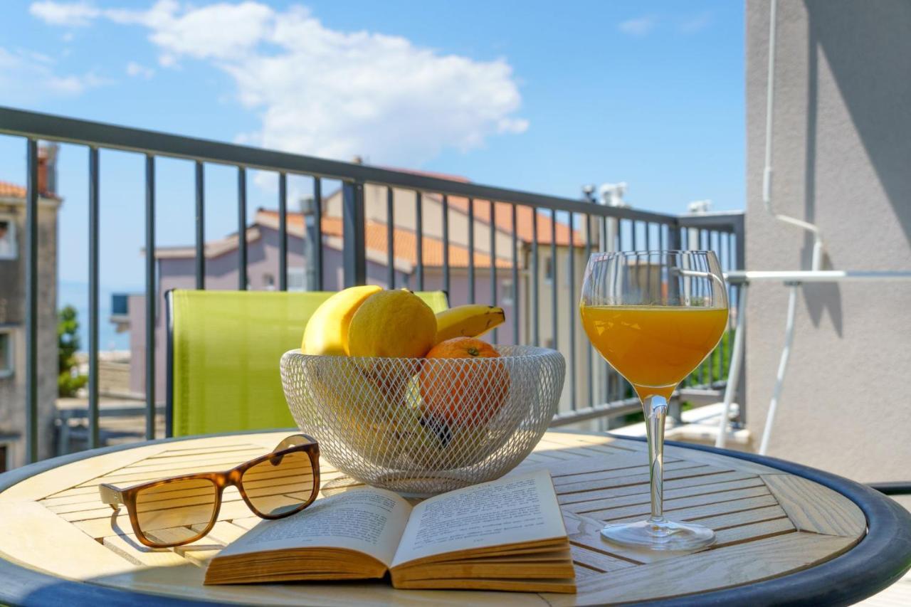 Emilia Lofts Apartment Tucepi Bagian luar foto